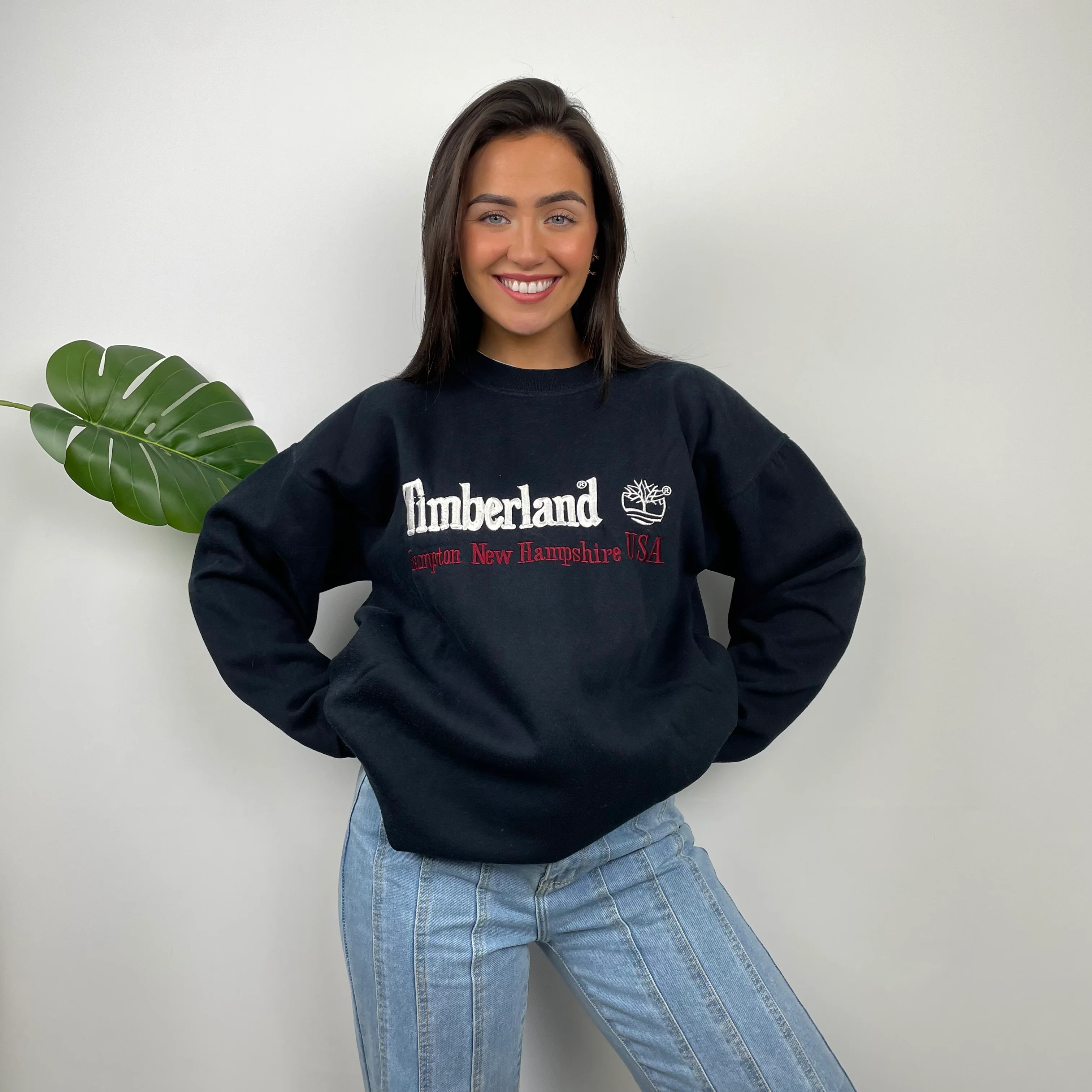 Timberland Black Embroidered Spell Out Sweatshirt (L) - Image 4