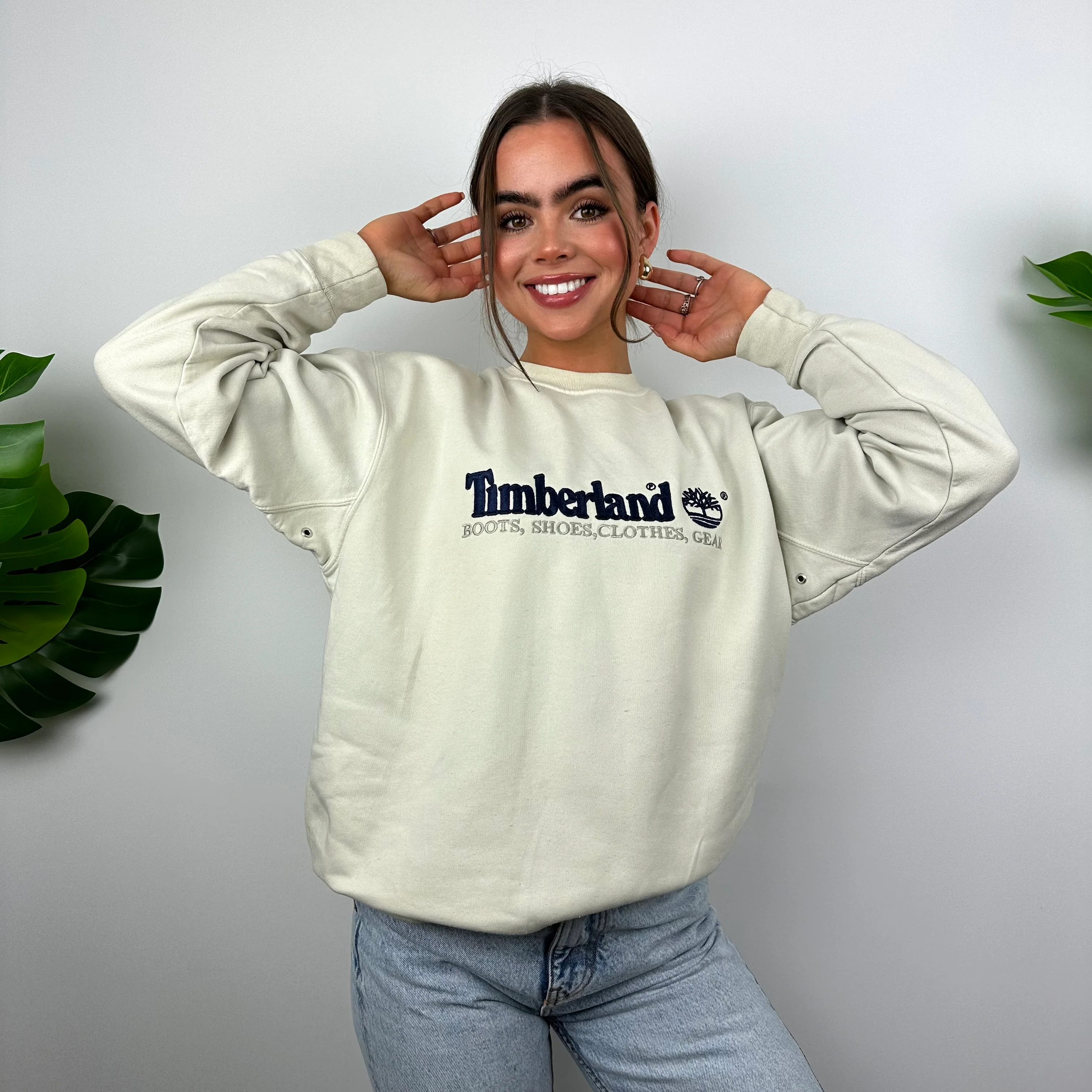 Timberland Cream Embroidered Spell Out Sweatshirt (M) - Image 4