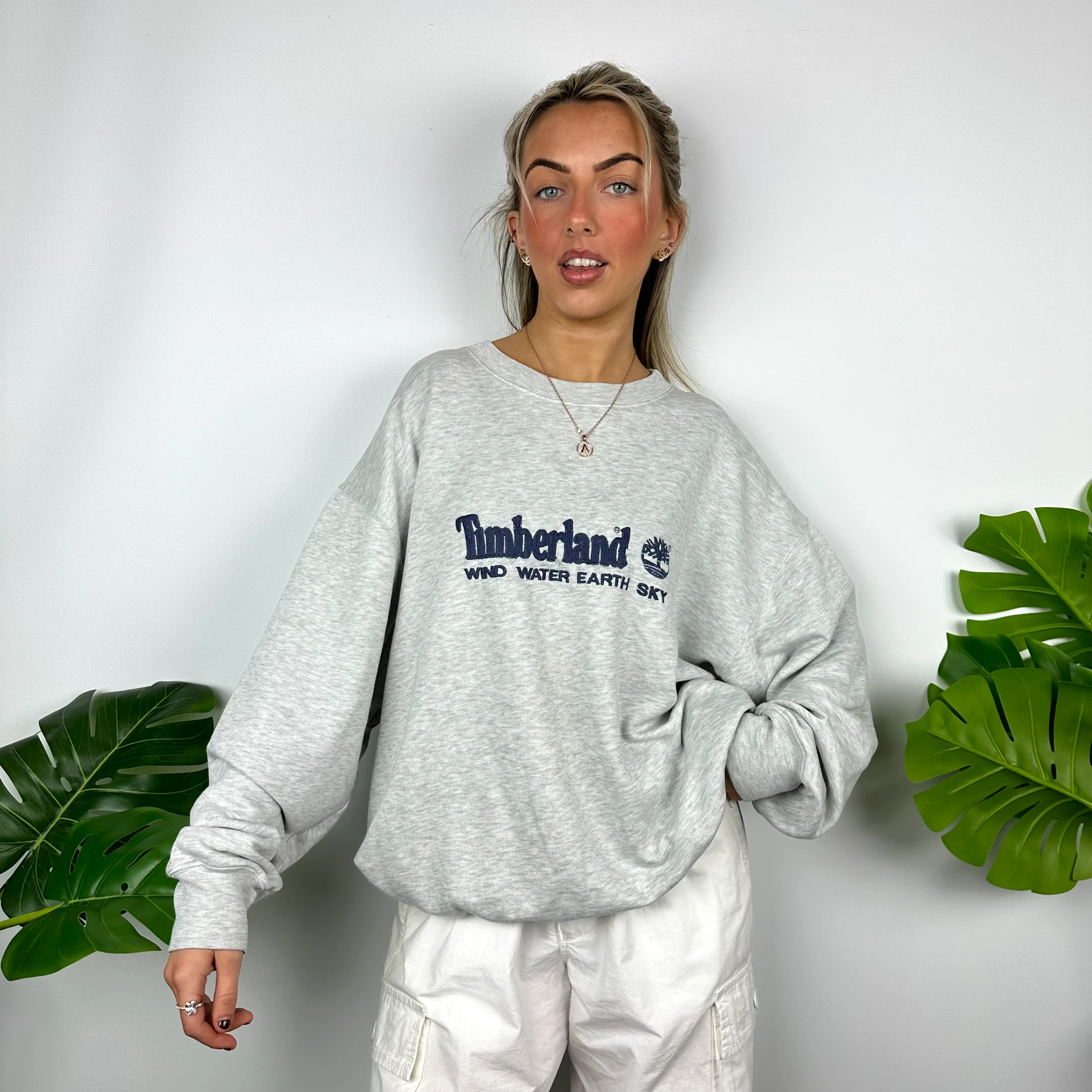 Timberland  Grey Embroidered Spell Out Sweatshirt (L) - Image 3