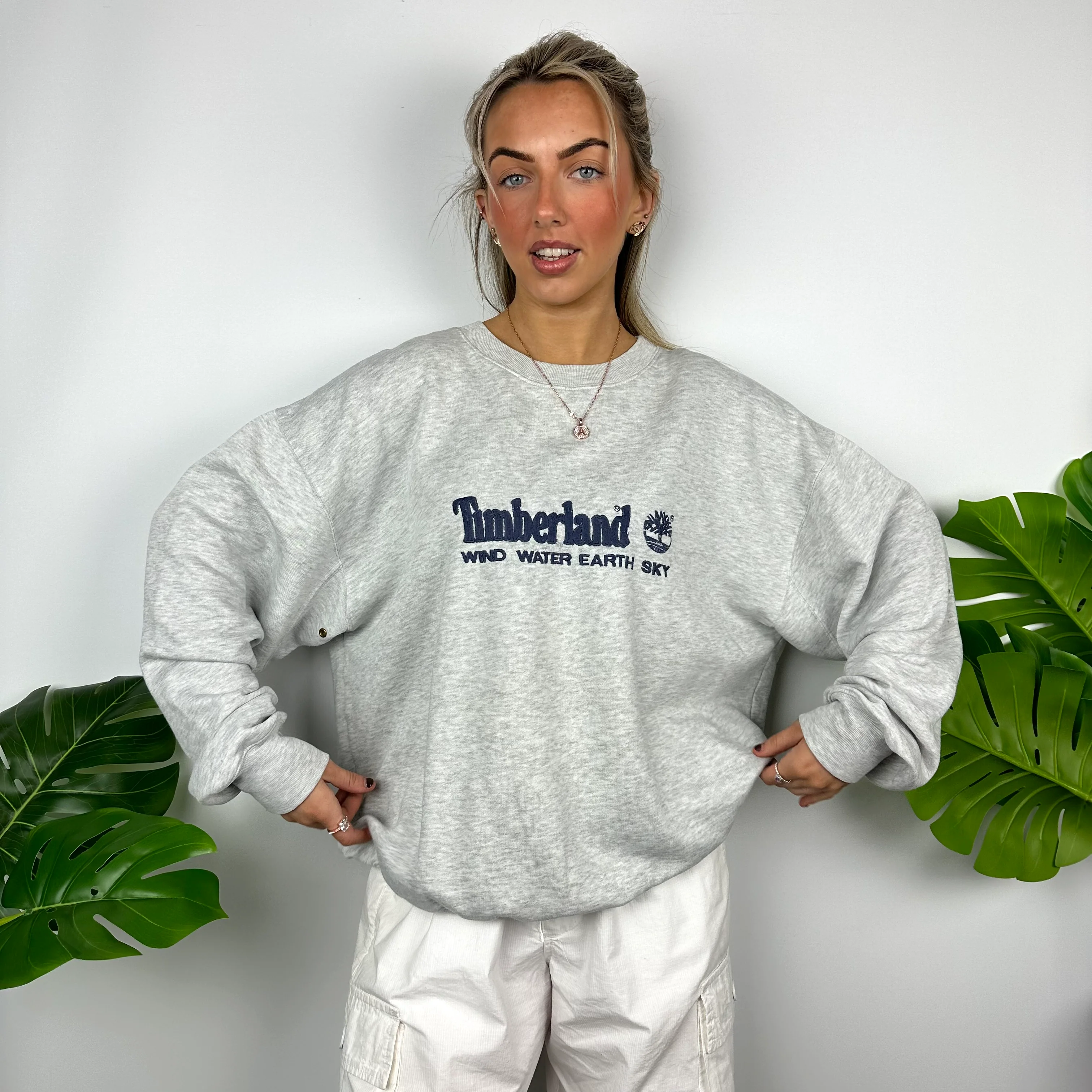 Timberland  Grey Embroidered Spell Out Sweatshirt (L) - Image 5