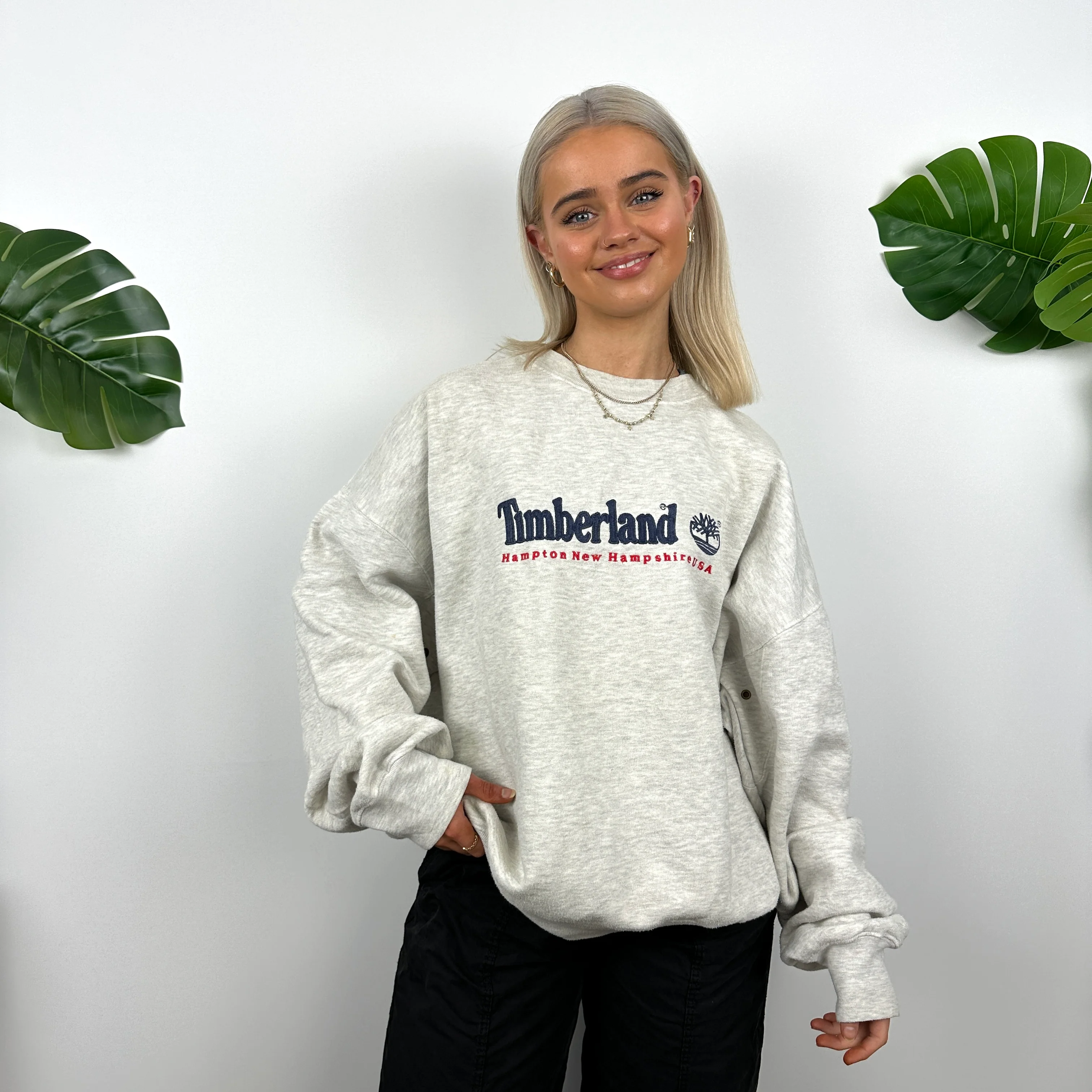 Timberland Grey Embroidered Spell Out Sweatshirt (M) - Image 5