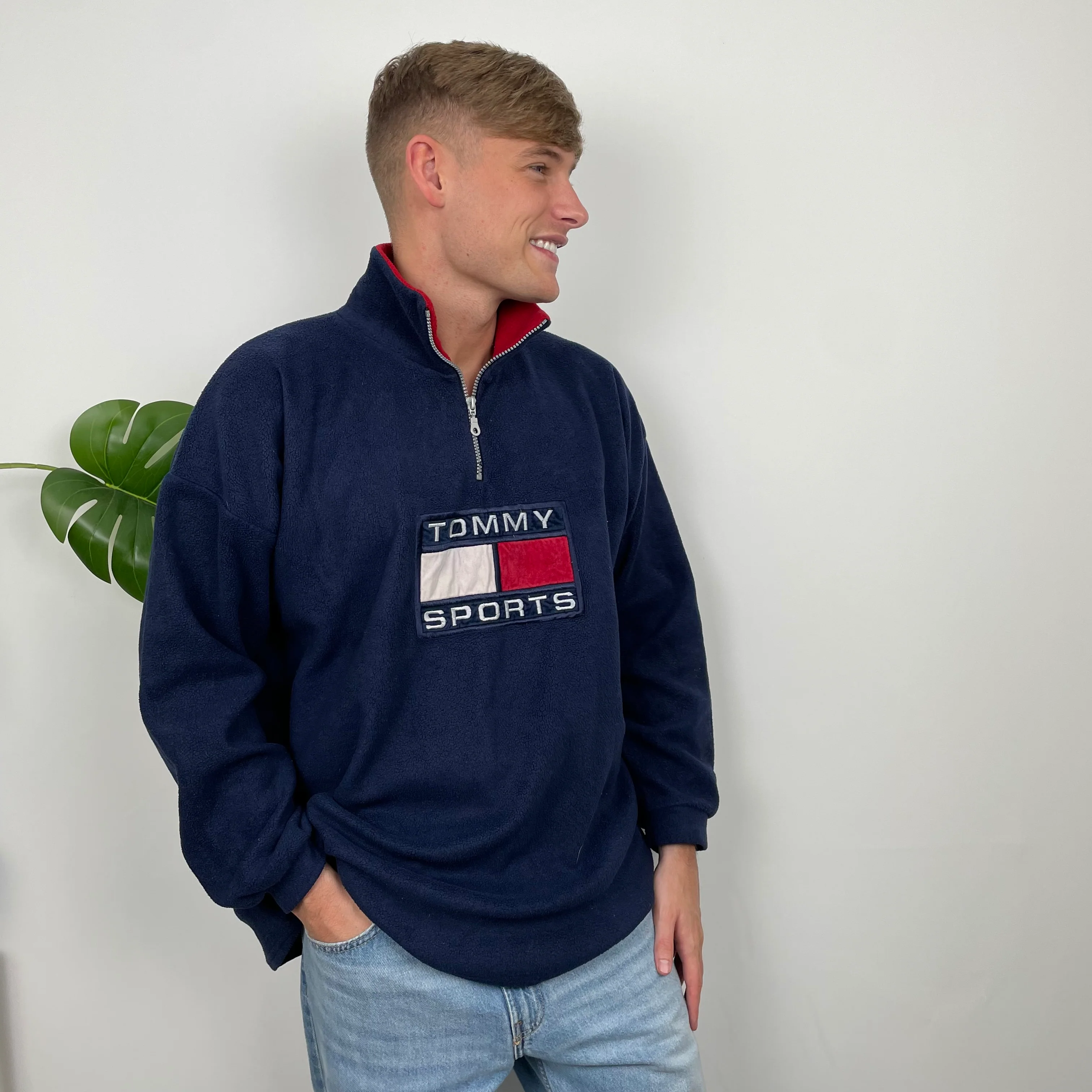 Tommy Hilfiger Embroidered Spell Out Teddy Bear Fleece Quarter Zip Sweatshirt (XL) - Image 4