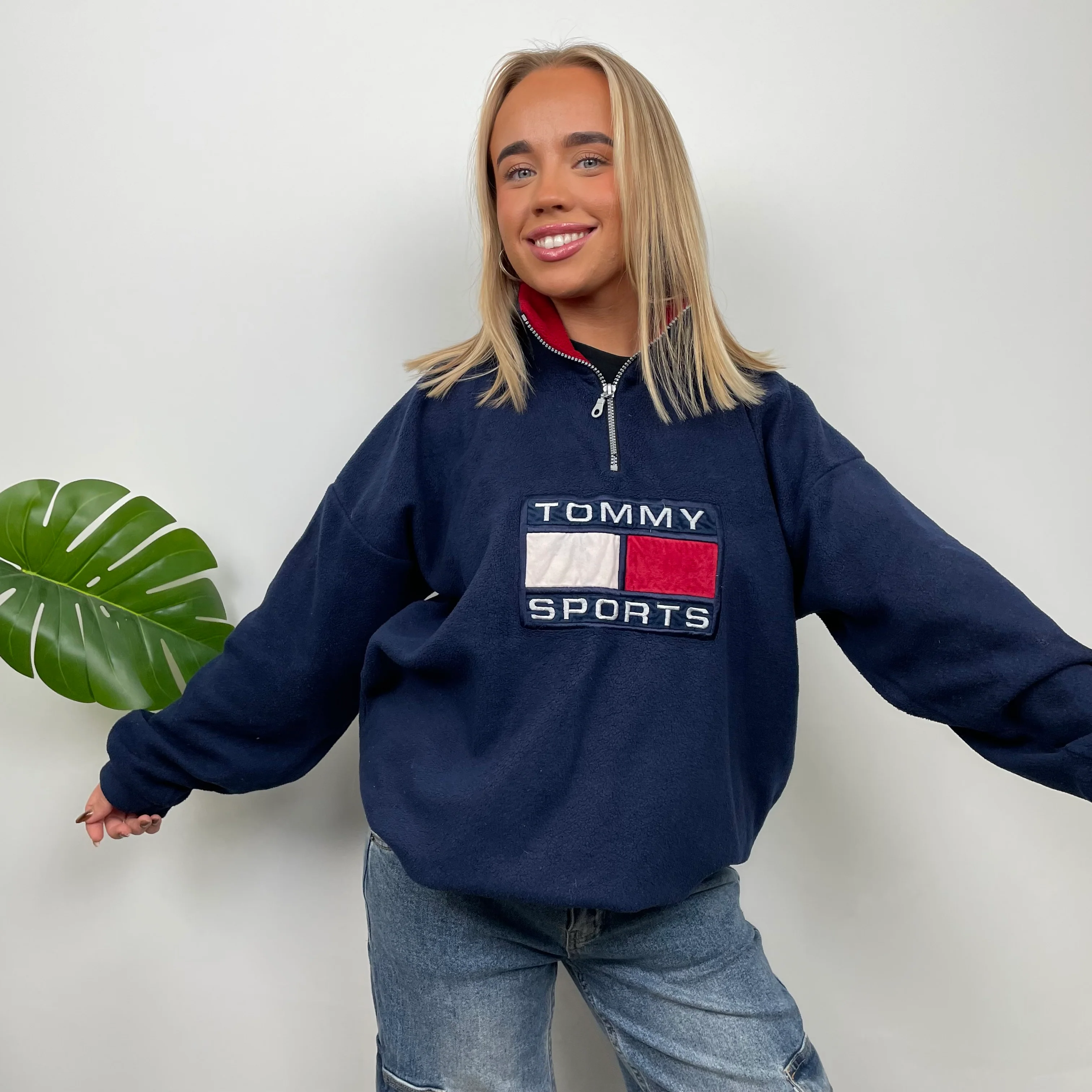 Tommy Hilfiger Embroidered Spell Out Teddy Bear Fleece Quarter Zip Sweatshirt (XL) - Image 7