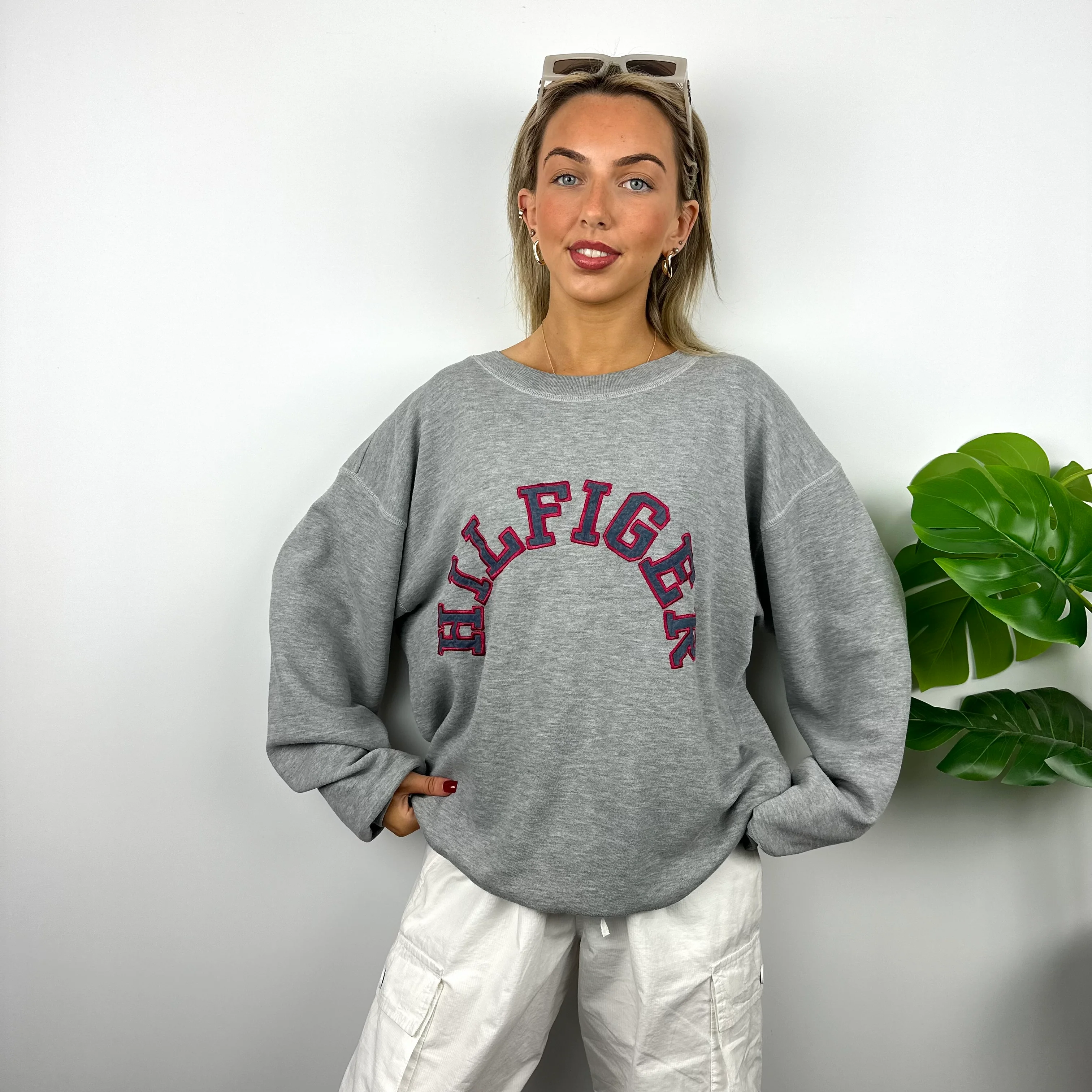 Tommy Hilfiger Grey Embroidered Spell Out Sweatshirt (L) - Image 4