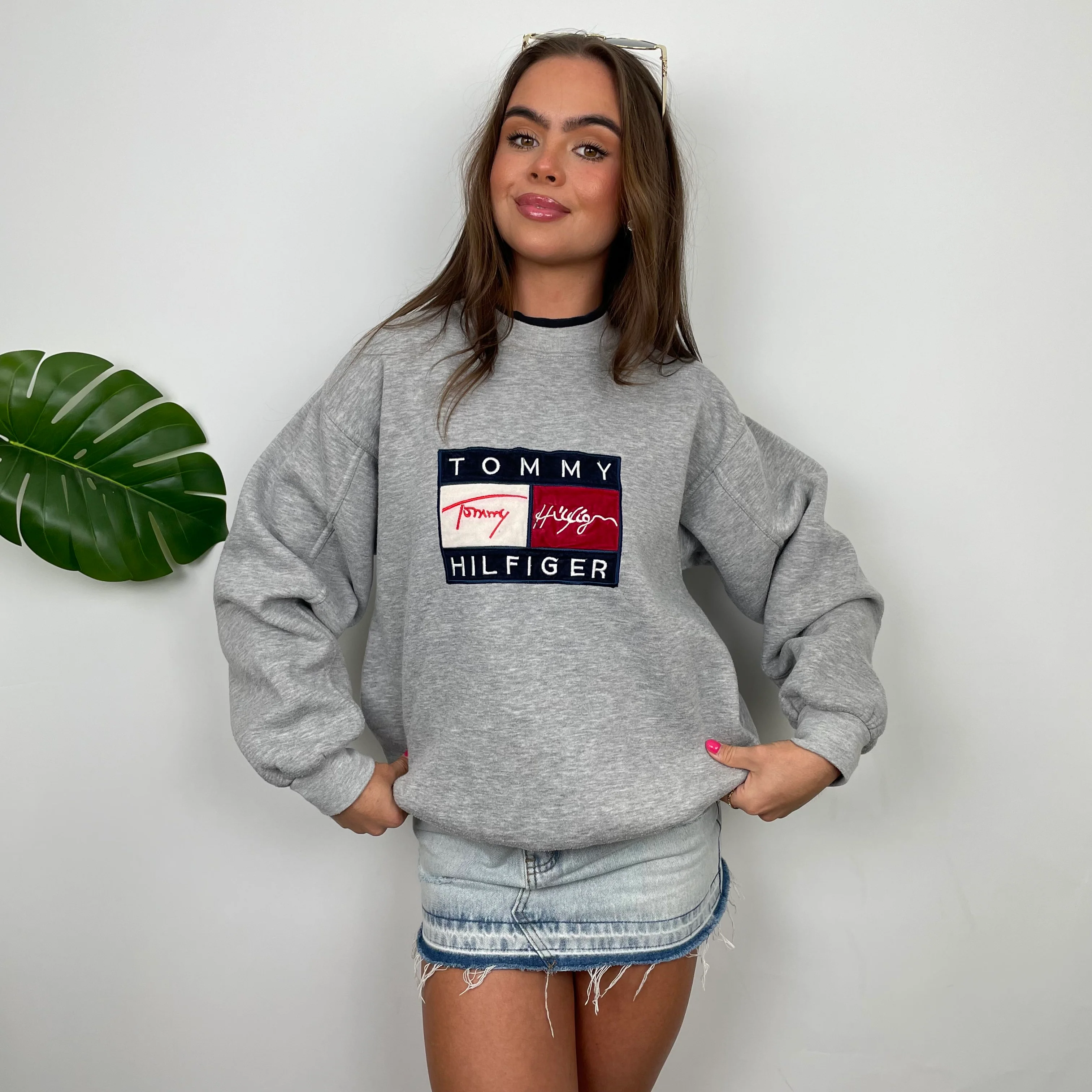 Tommy Hilfiger Grey Embroidered Spell Out Sweatshirt (M) - Image 2