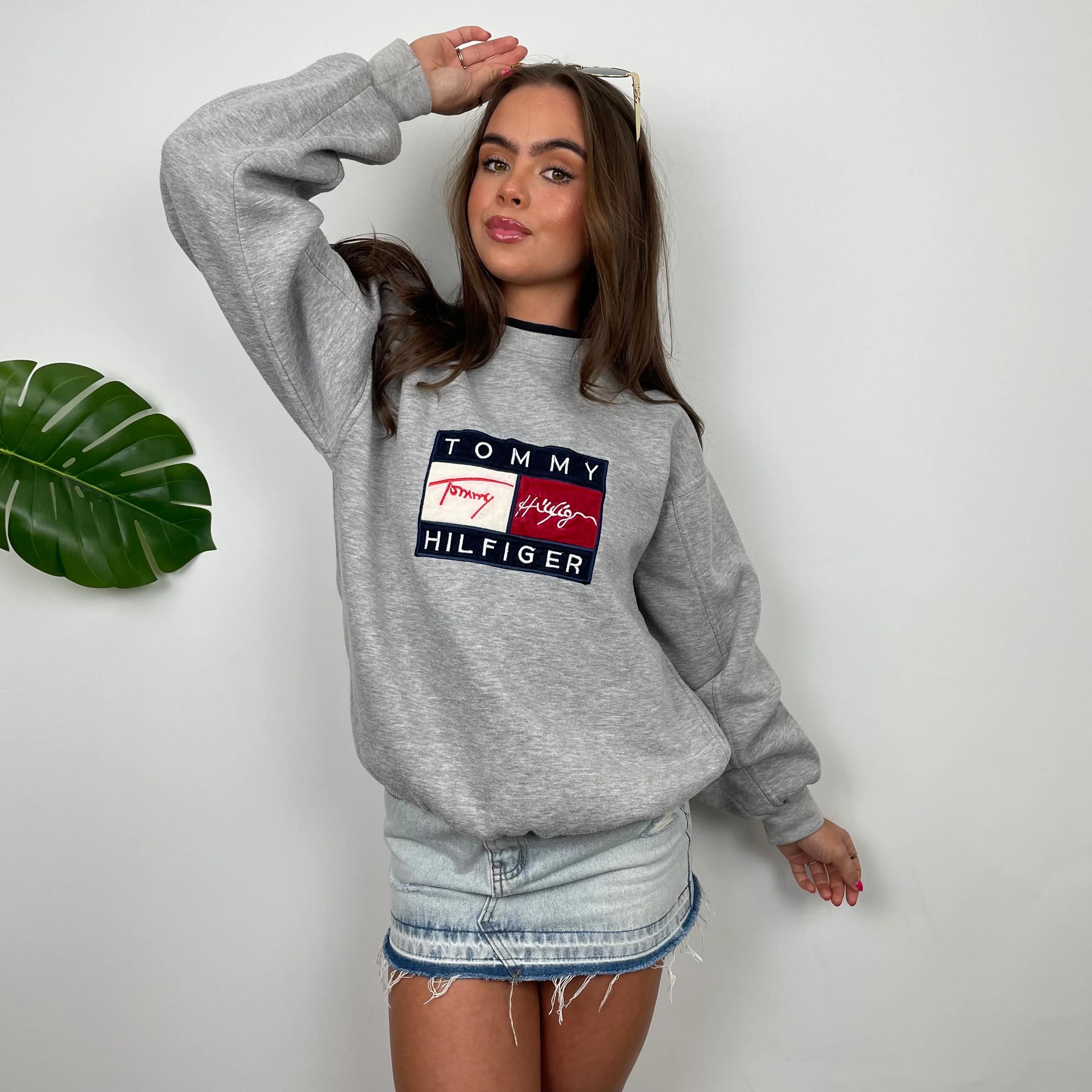 Tommy Hilfiger Grey Embroidered Spell Out Sweatshirt (M) - Image 3