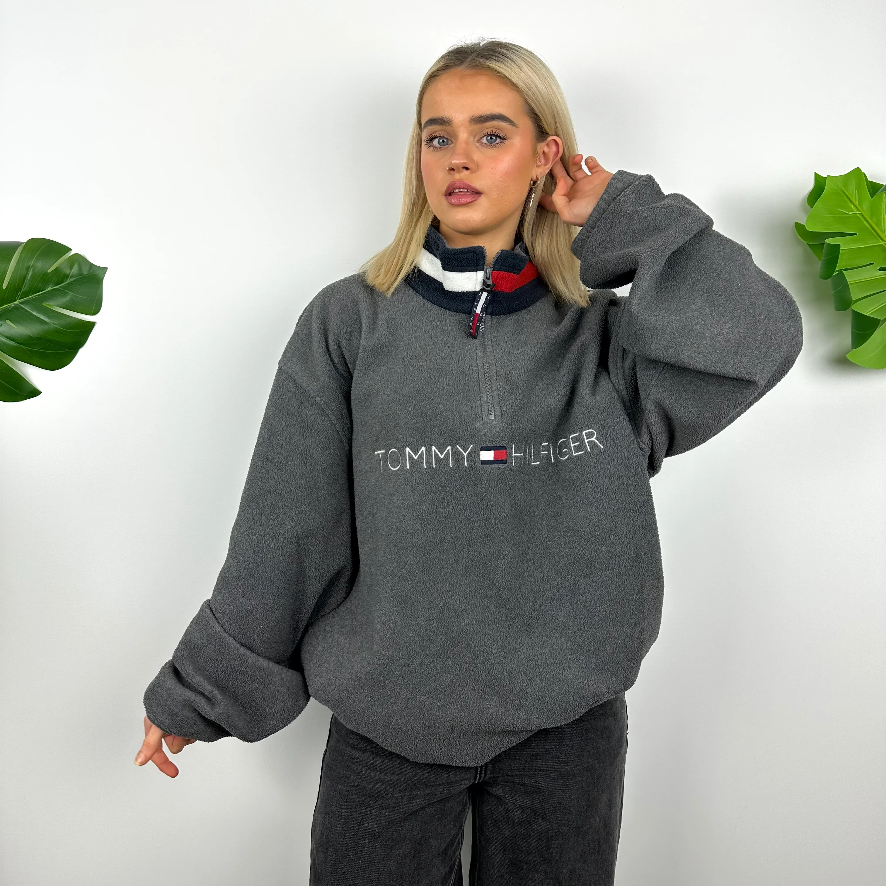 Tommy Hilfiger Grey Embroidered Spell Out Teddy Bear Fleece Quarter Zip Sweatshirt (XL) - Image 7