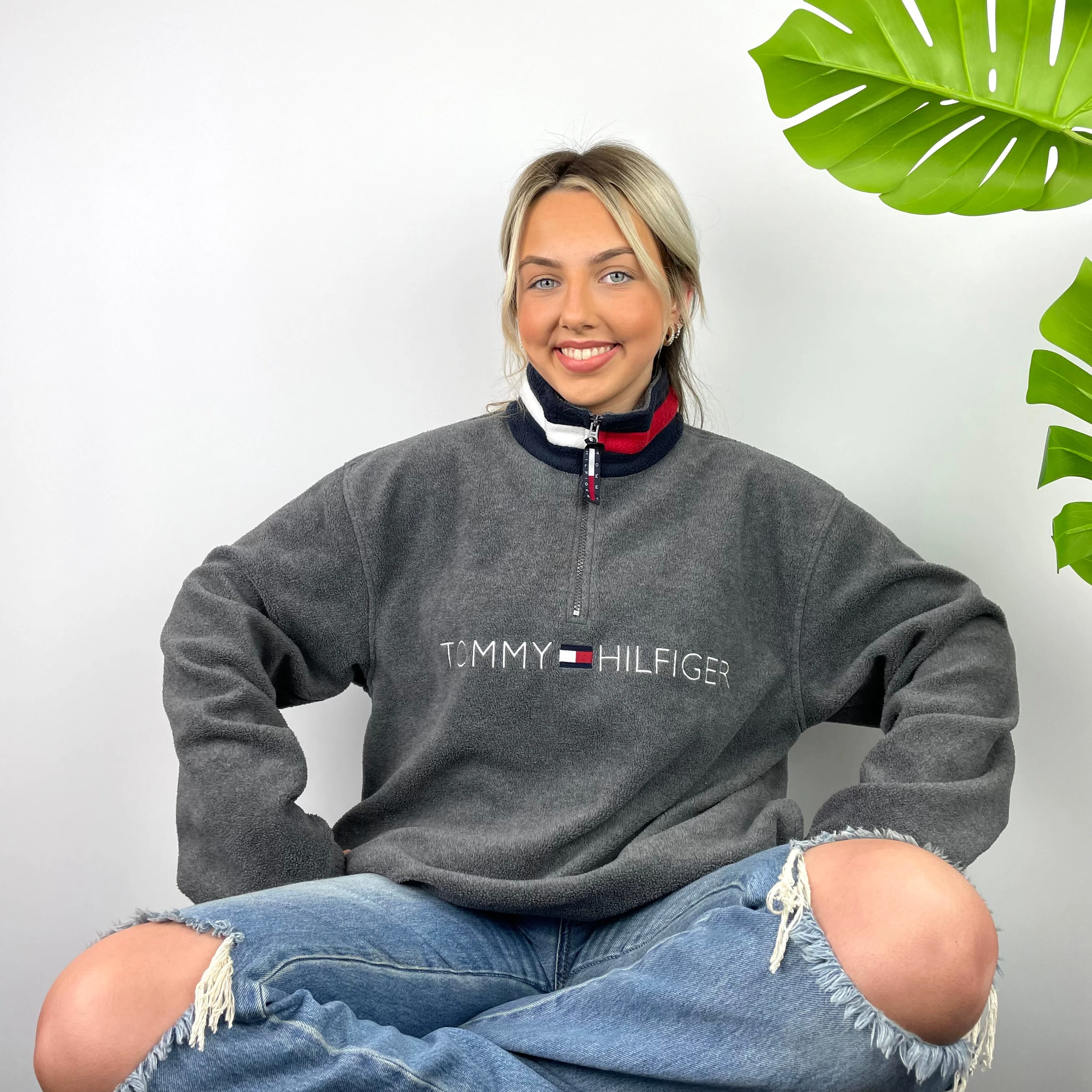 Tommy Hilfiger Grey Embroidered Spell Out Teddy Bear Fleece Quarter Zip Sweatshirt (XL) - Image 4