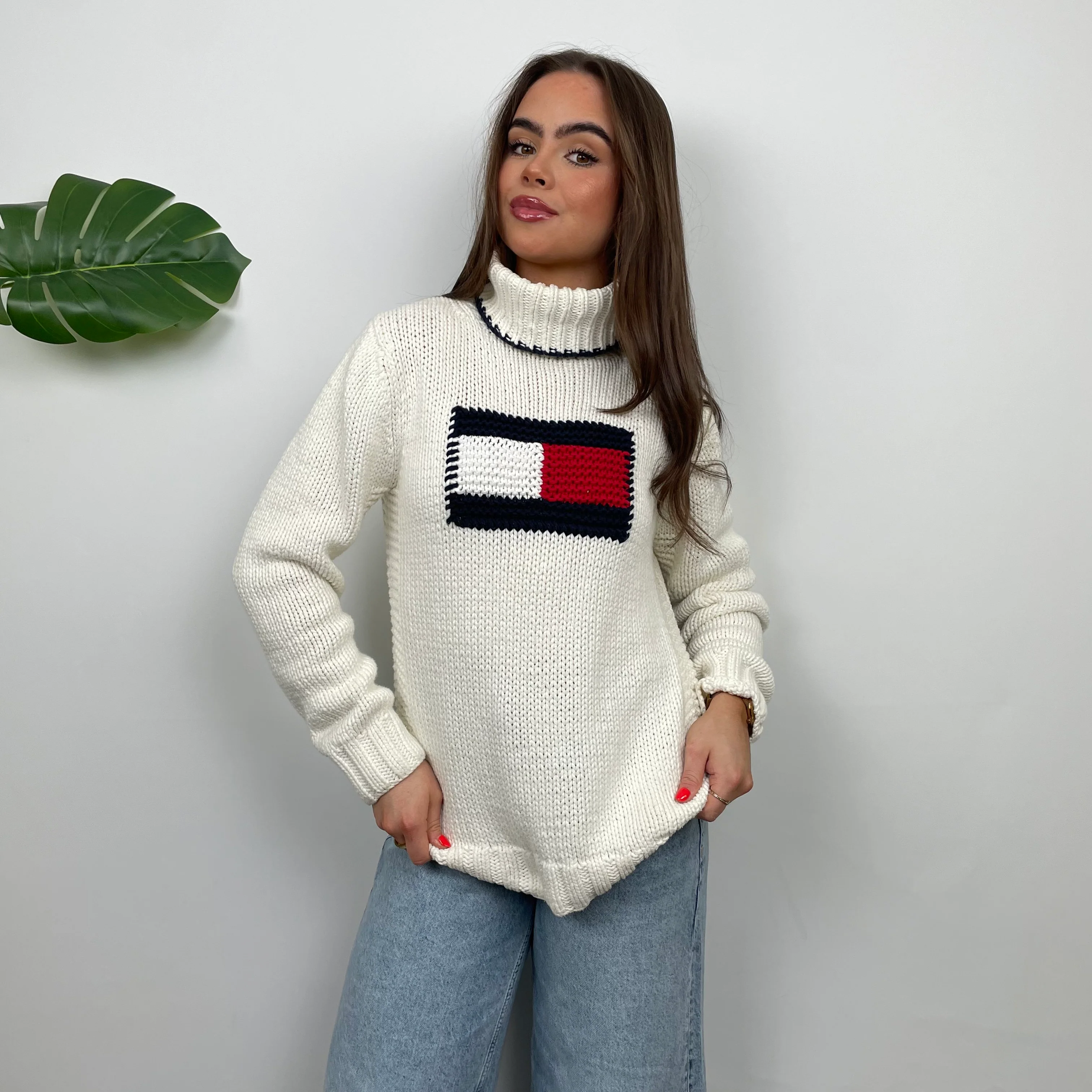 Tommy Hilfiger RARE Cream Logo Knitted Sweater (S) - Image 6