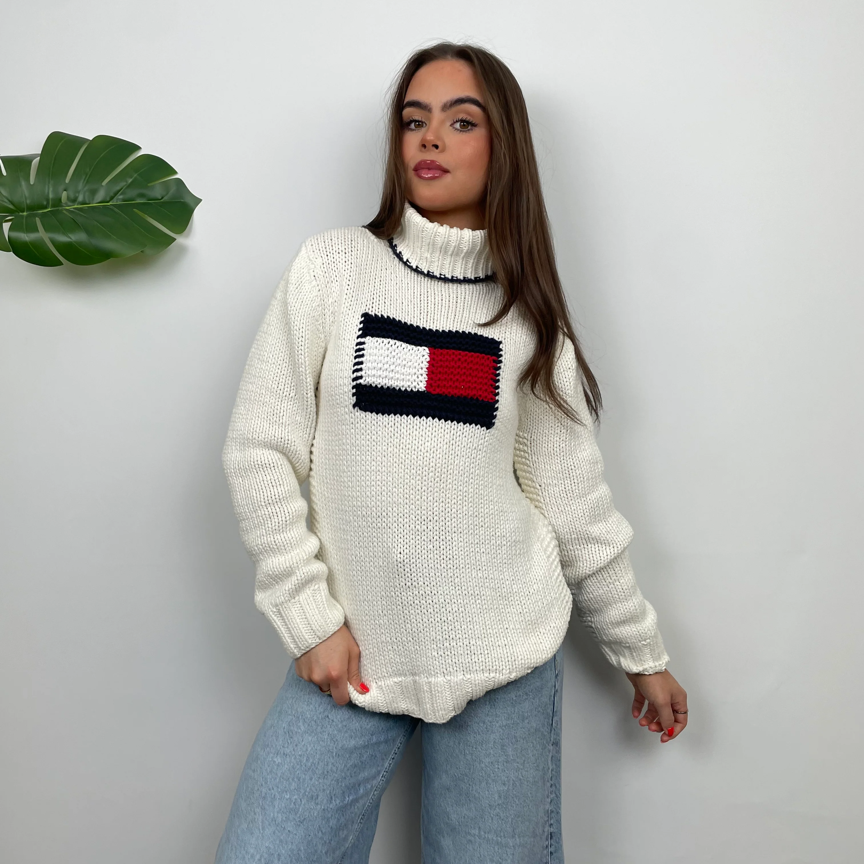 Tommy Hilfiger RARE Cream Logo Knitted Sweater (S) - Image 7
