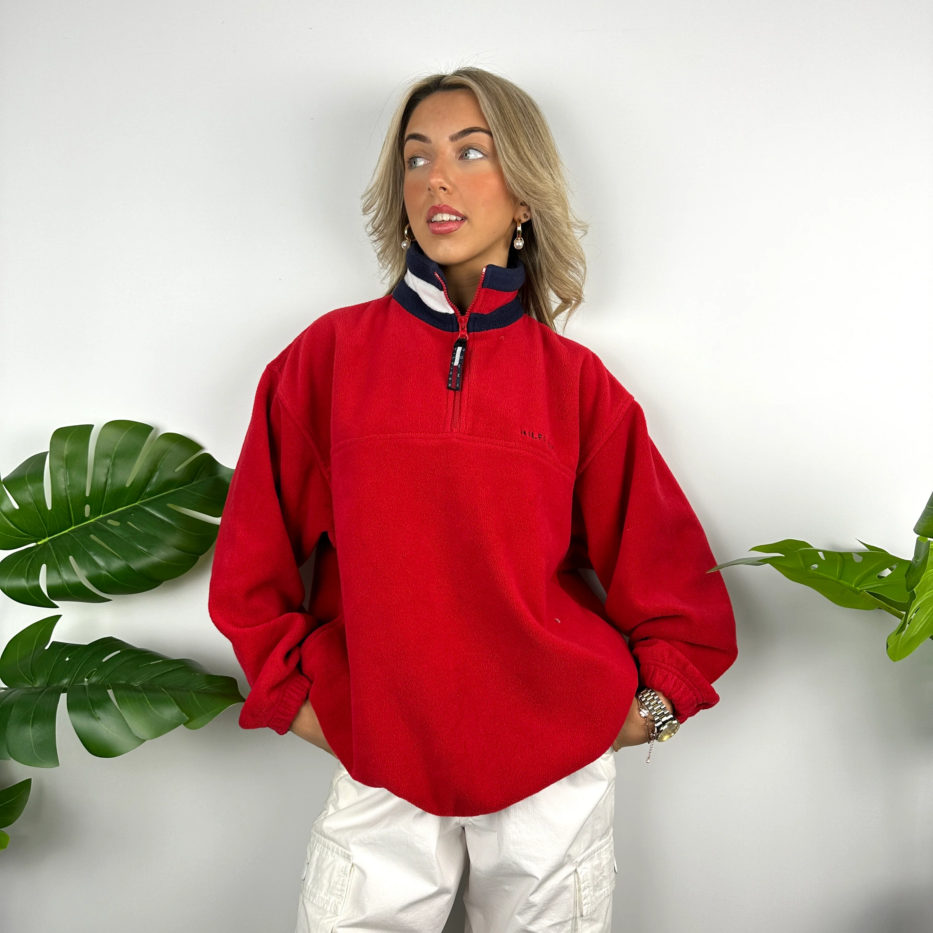 Tommy Hilfiger Red Embroidered Spell Out Teddy Bear Fleece Quarter Zip Sweatshirt (L) - Image 8