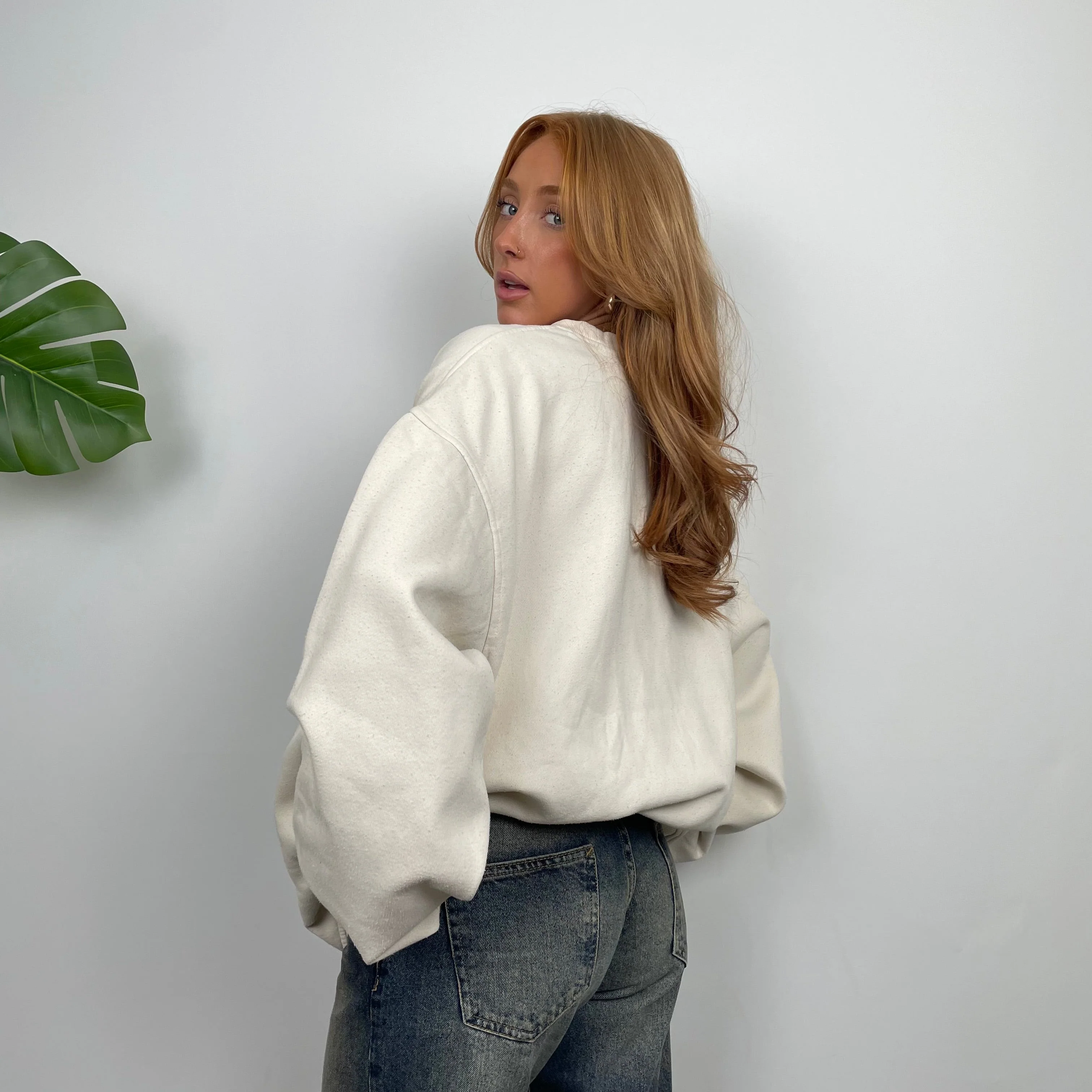 Tommy Hilfiger White Embroidered Spell Out Sweatshirt (XL) - Image 3