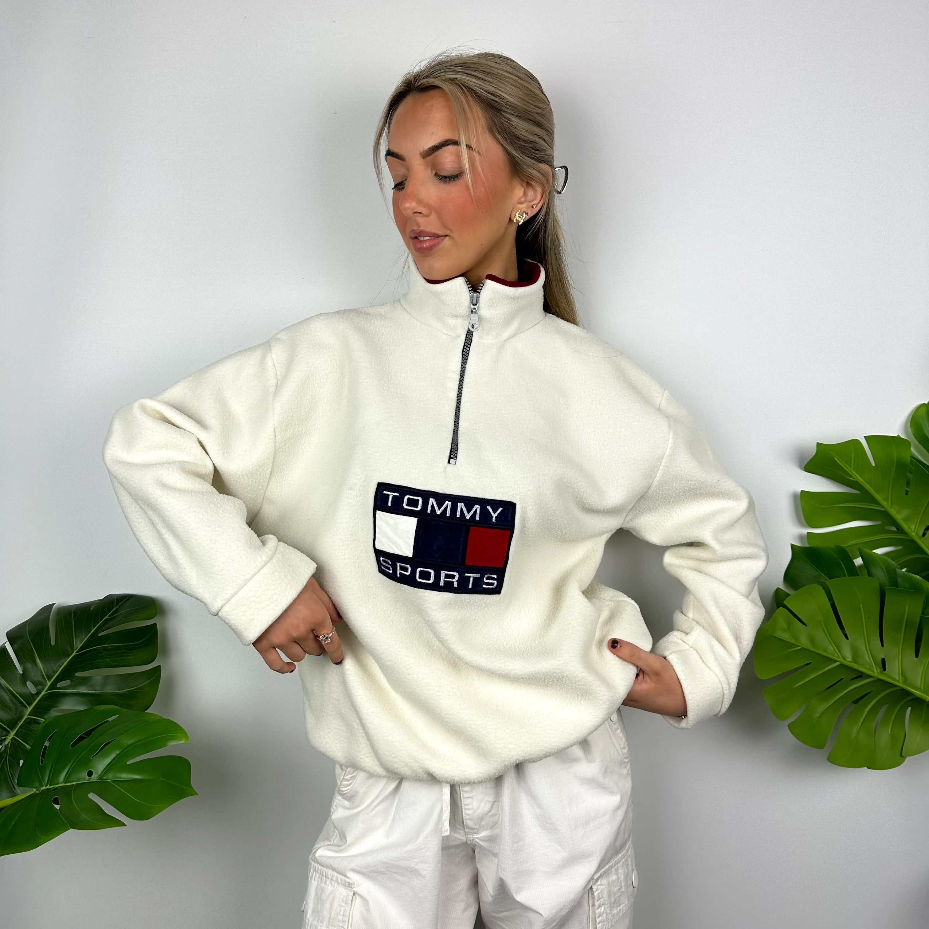 Tommy Hilfiger White Embroidered Spell Out Teddy Bear Fleece Quarter Zip Sweatshirt (M) - Image 3
