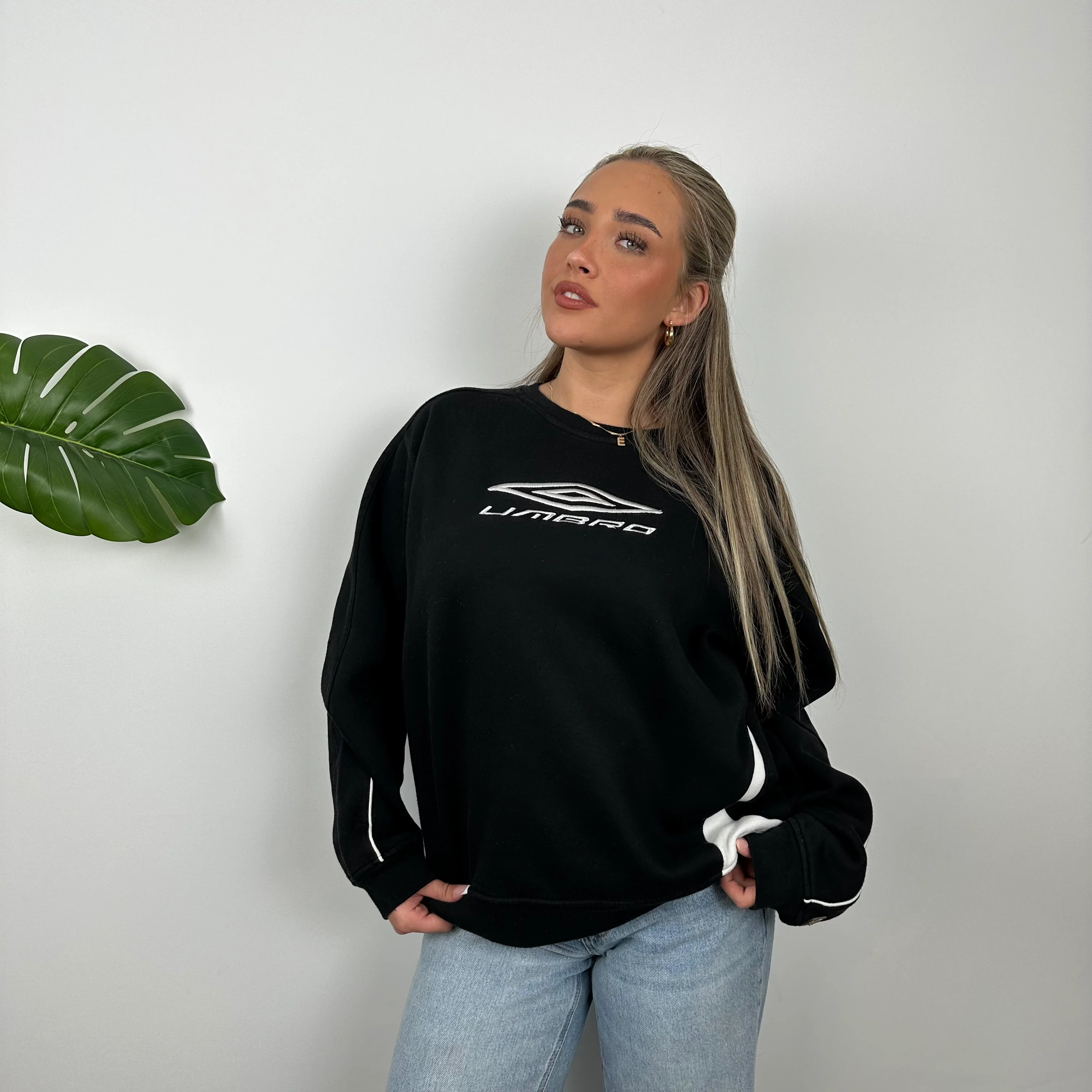 Umbro Black Embroidered Spell Out Sweatshirt (M)