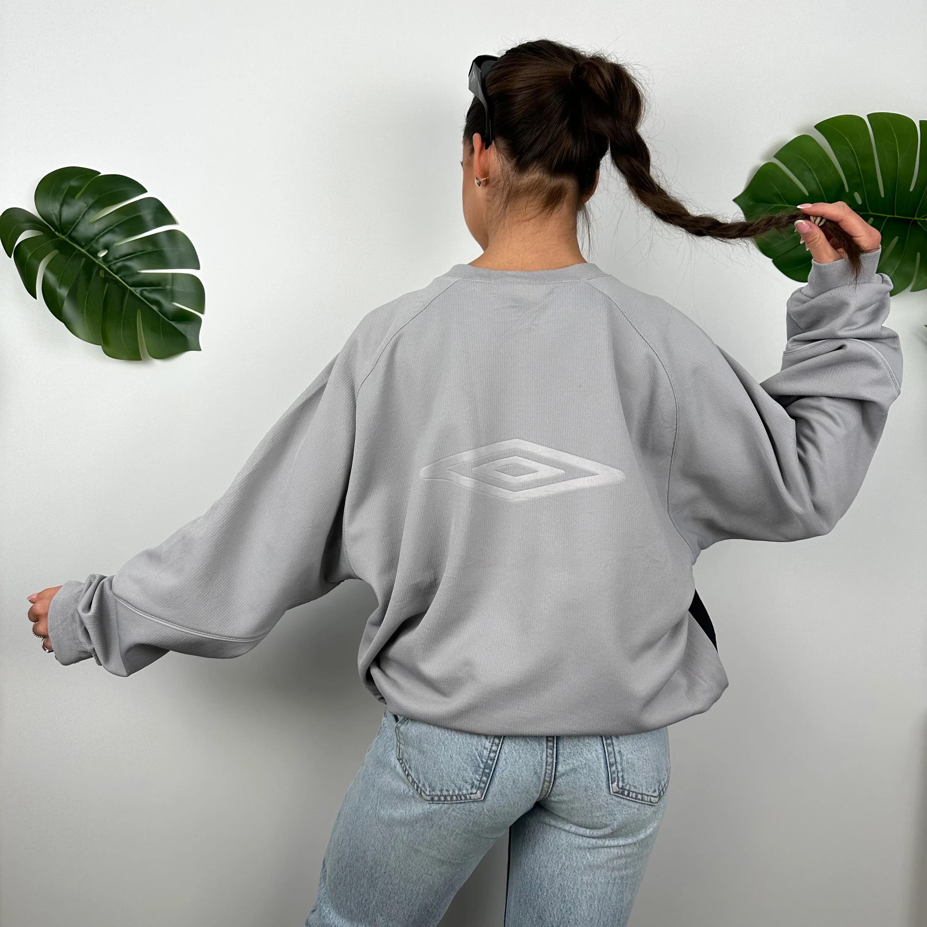 Umbro Grey Embroidered Spell Out Sweatshirt (XL) - Image 4