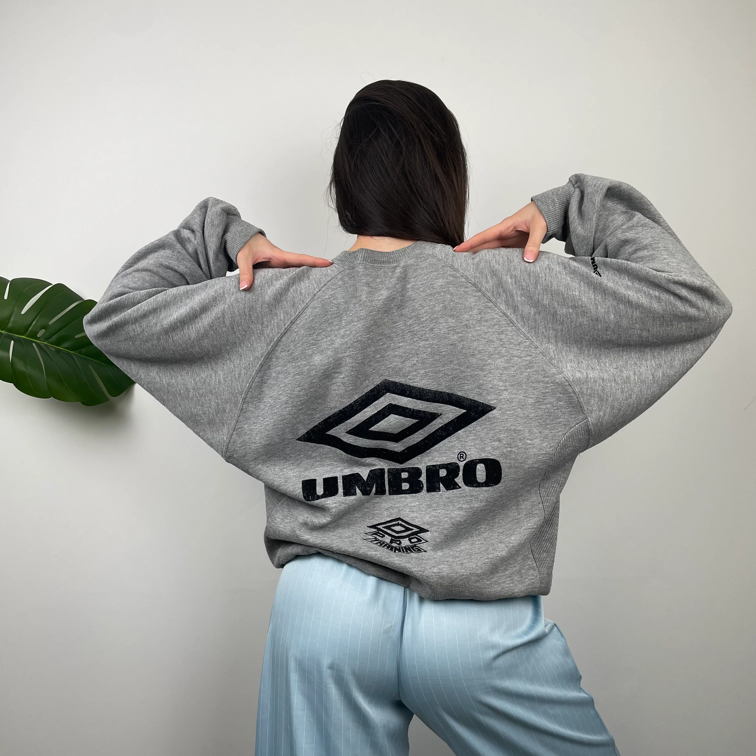 Umbro Grey Embroidered Spell Out Sweatshirt (M) - Image 10