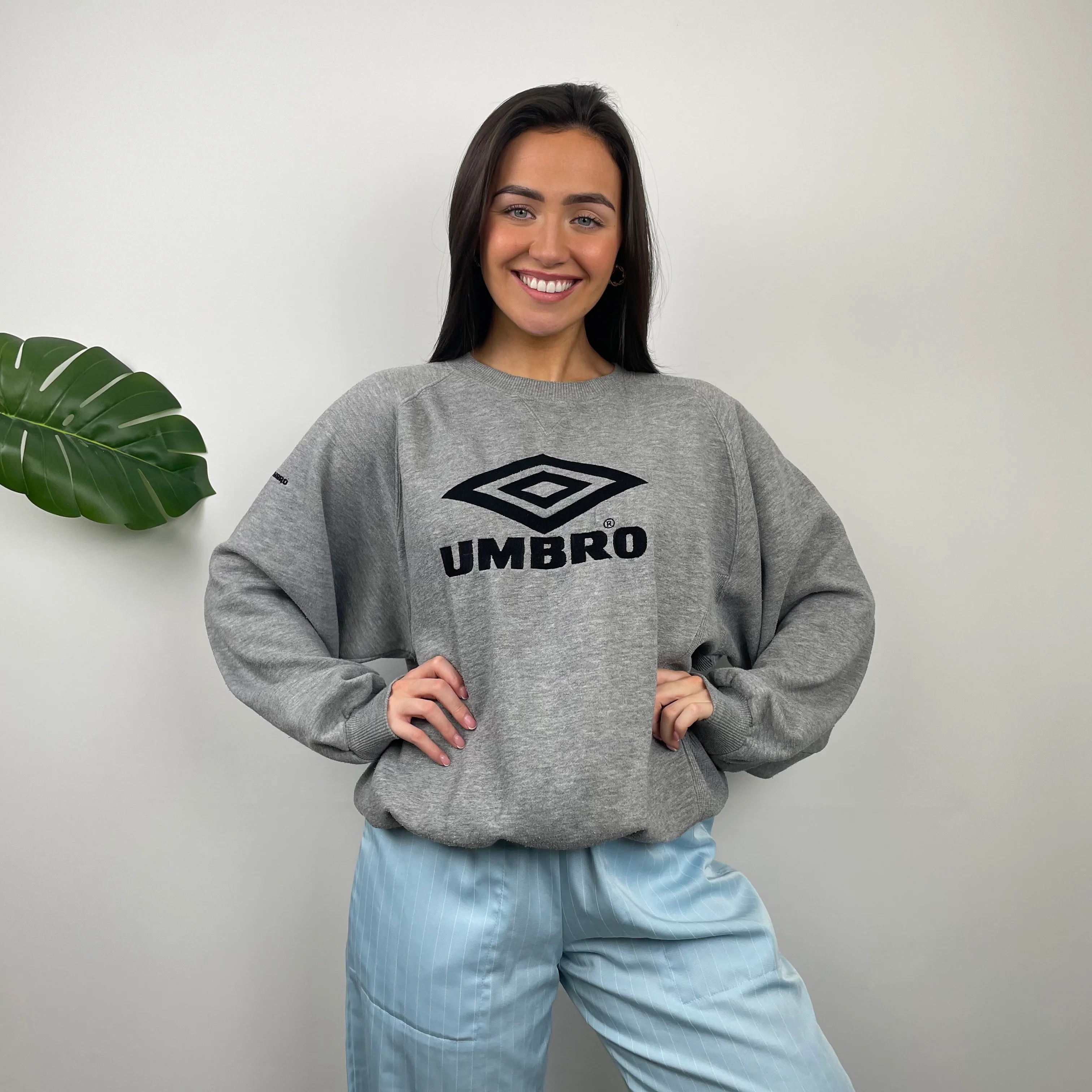Umbro Grey Embroidered Spell Out Sweatshirt (M) - Image 3