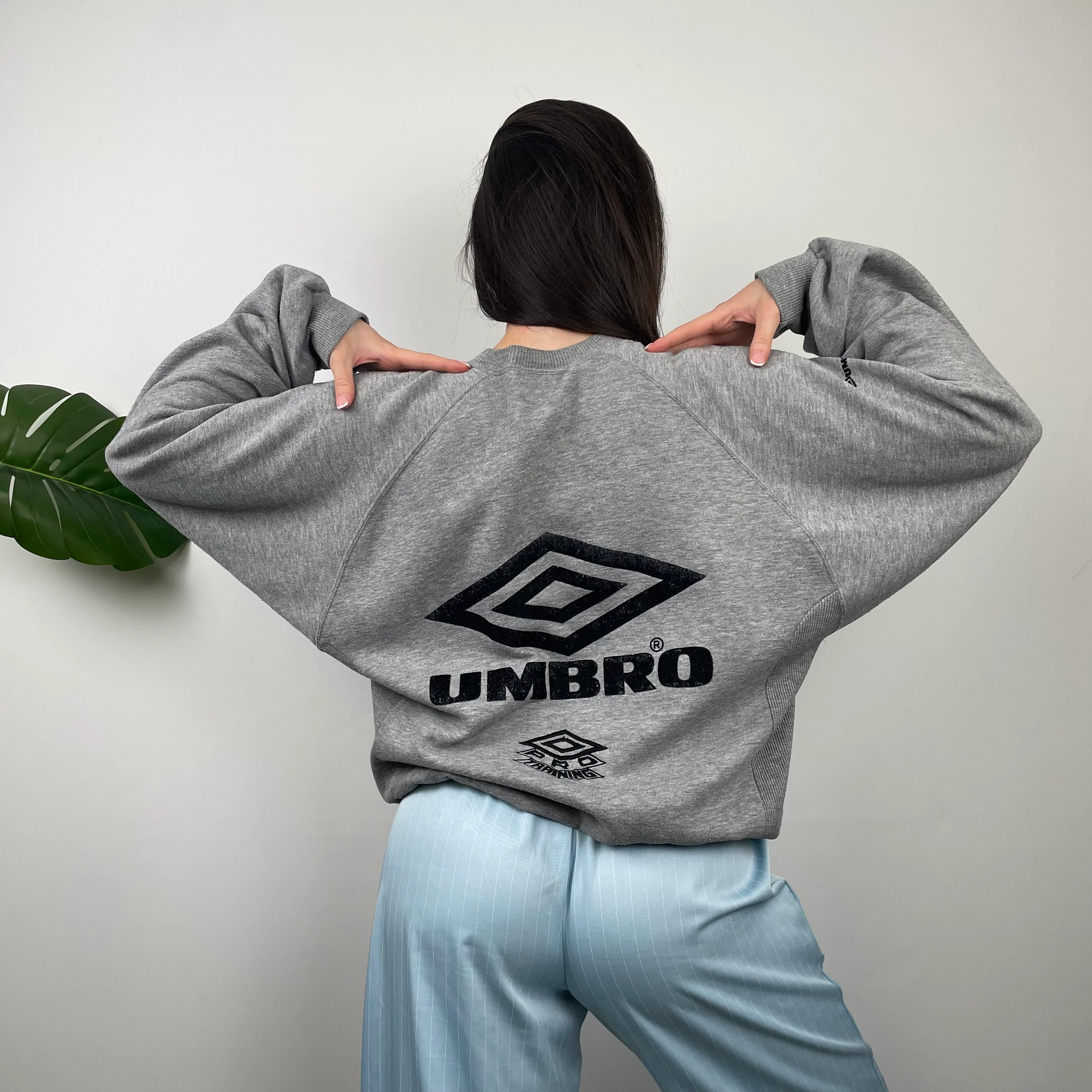 Umbro Grey Embroidered Spell Out Sweatshirt (M) - Image 9