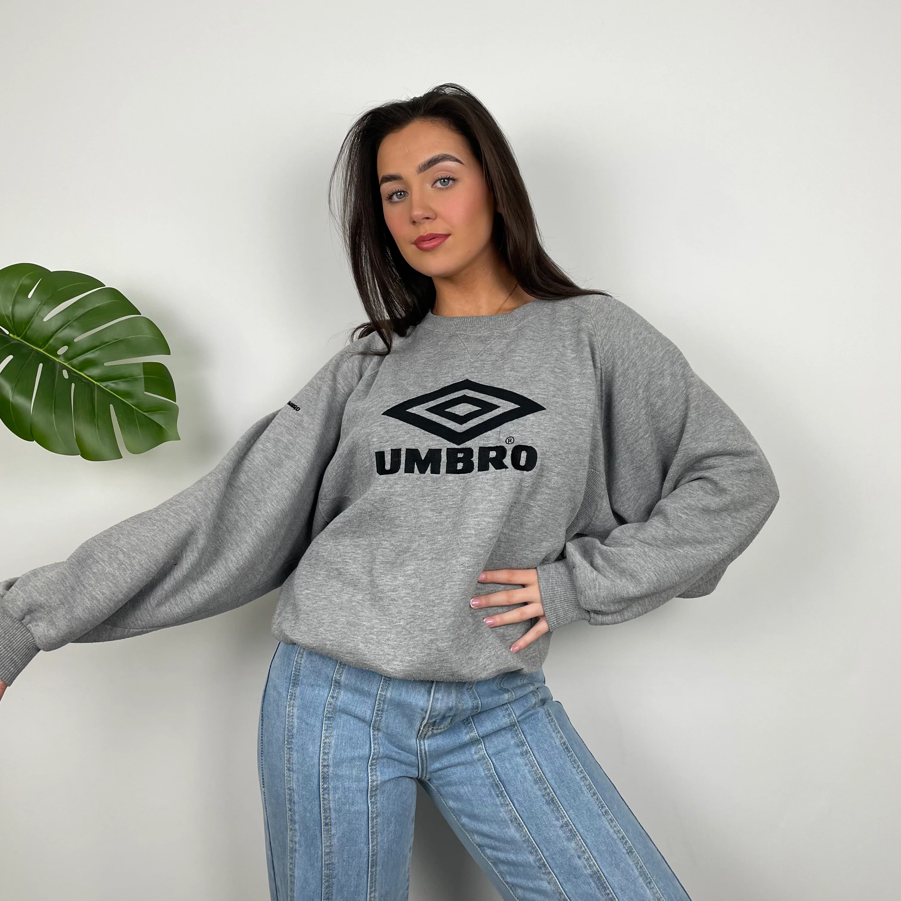 Umbro Grey Embroidered Spell Out Sweatshirt (L) - Image 5