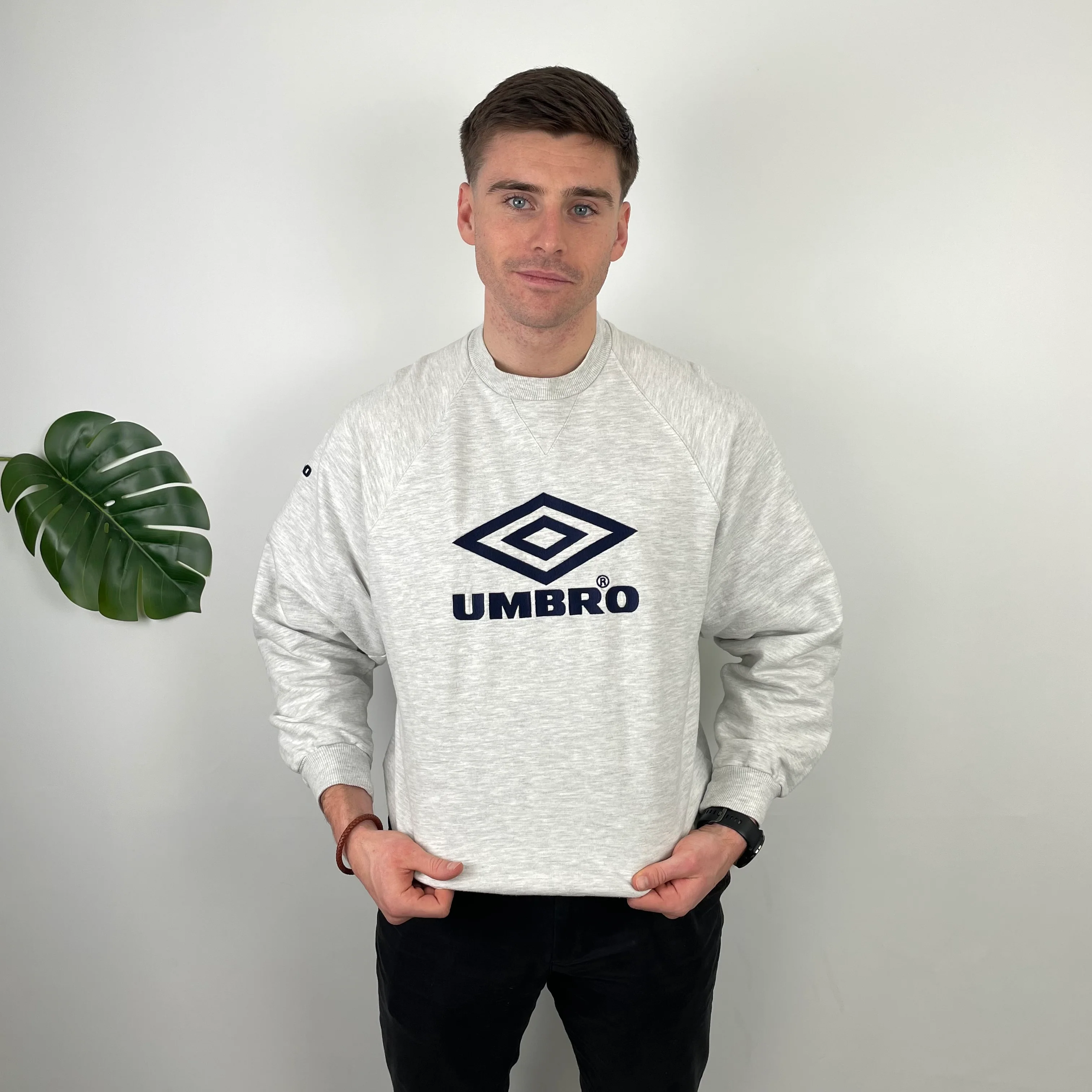Umbro Grey Embroidered Spell Out Sweatshirt (L)
