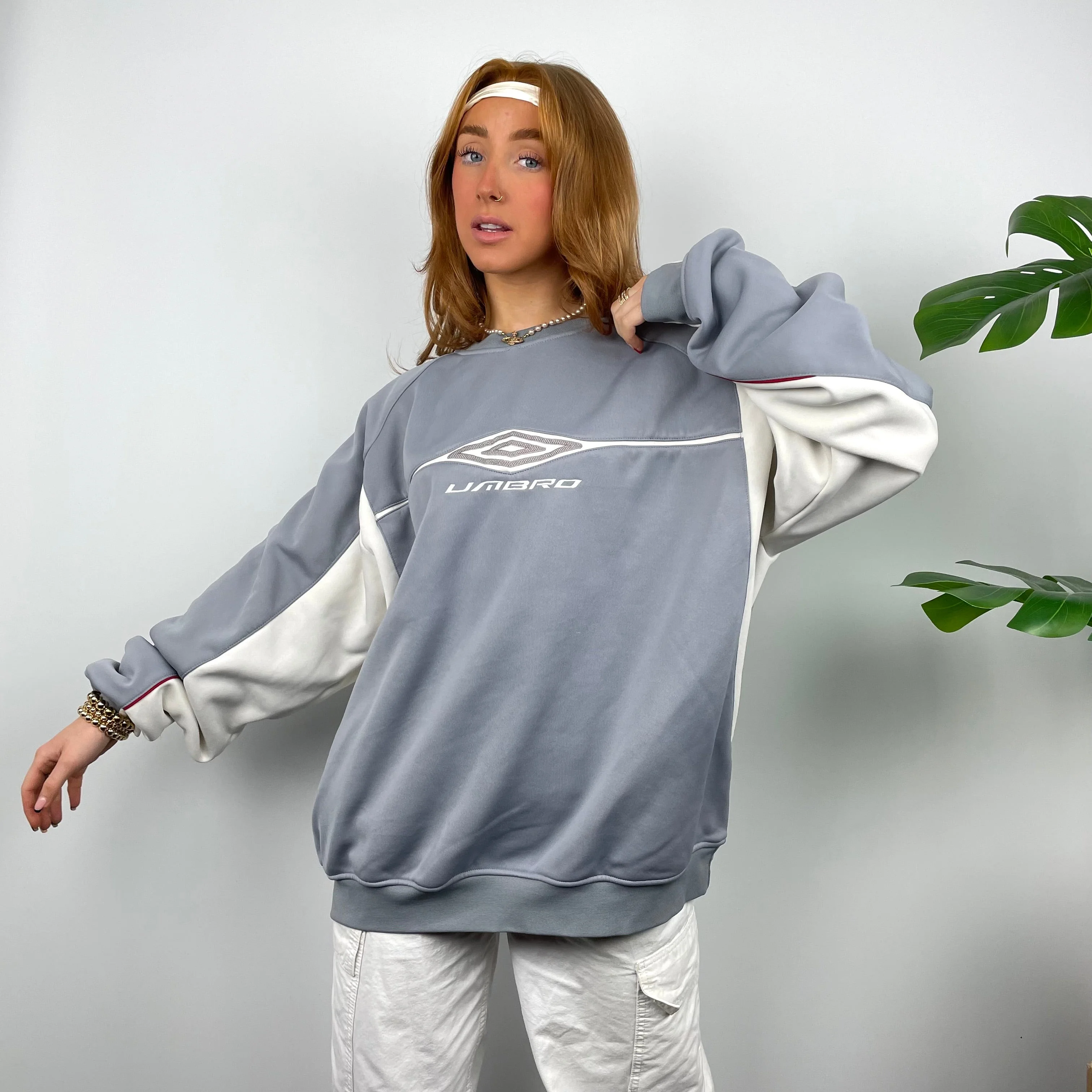 Umbro Grey Embroidered Spell Out Sweatshirt (L) - Image 6