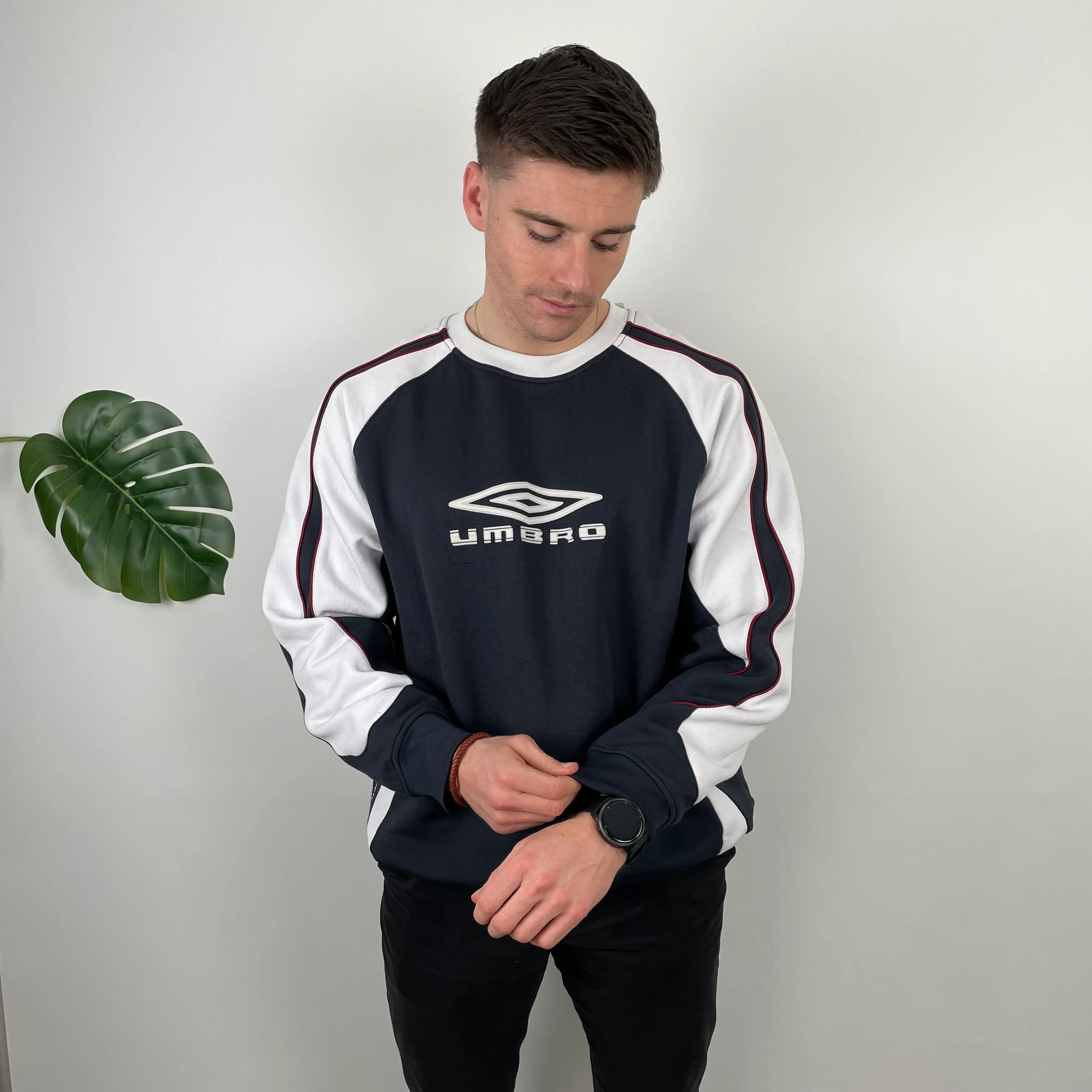 Umbro Navy Embroidered Spell Out Sweatshirt (L) - Image 5