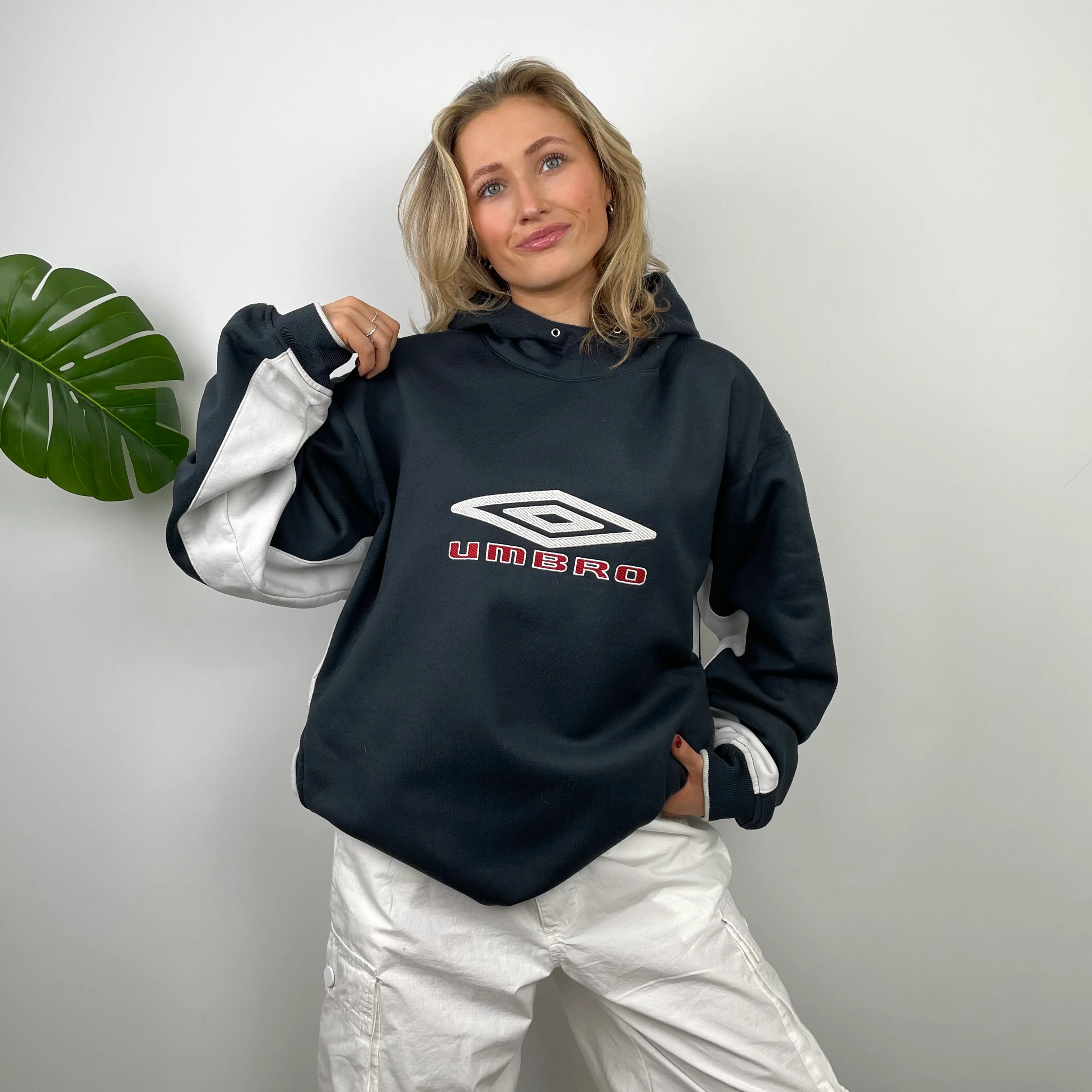 Umbro RARE Navy Embroidered Spell Out Hoodie (XL) - Image 2