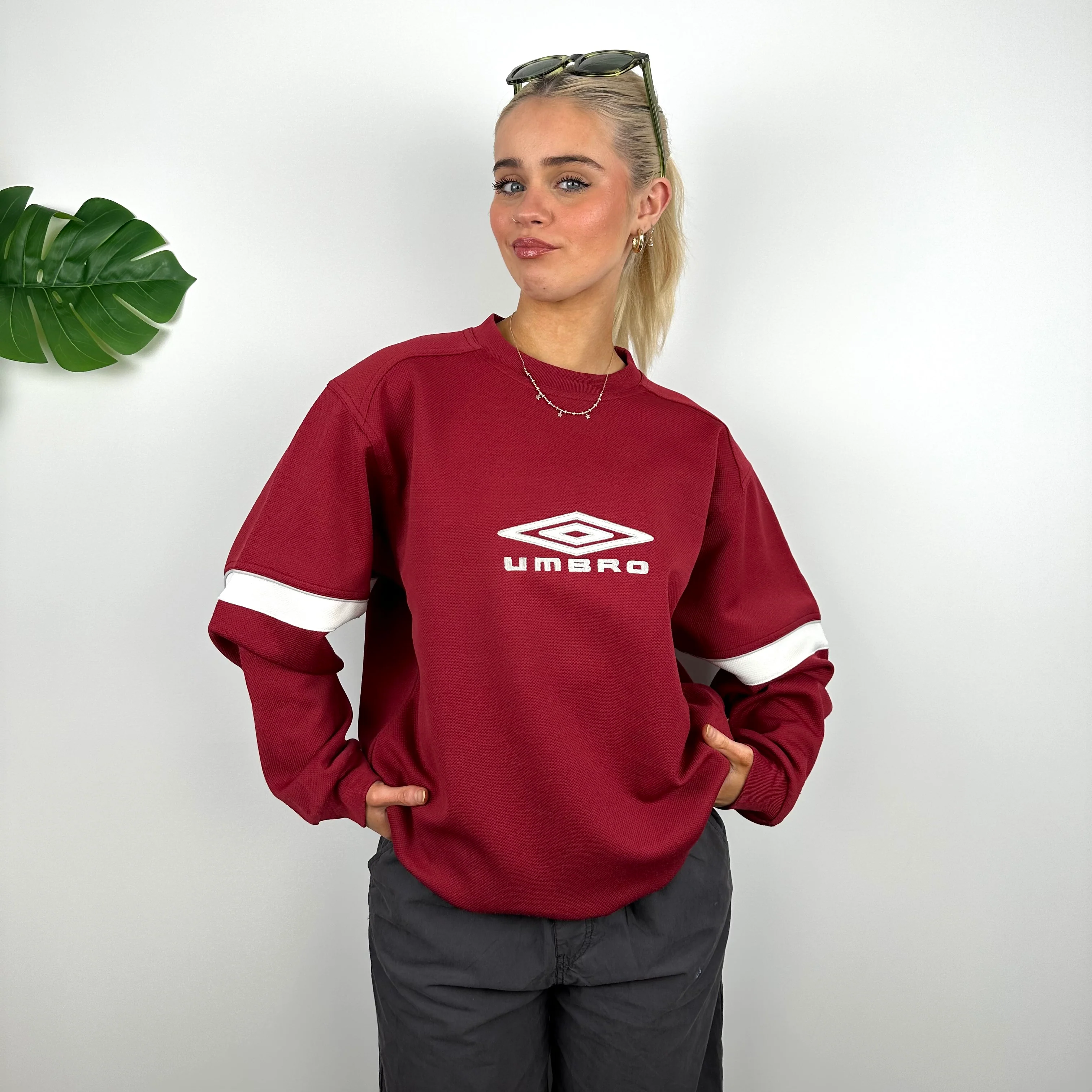 Umbro Red Embroidered Spell Out Sweatshirt (M) - Image 2