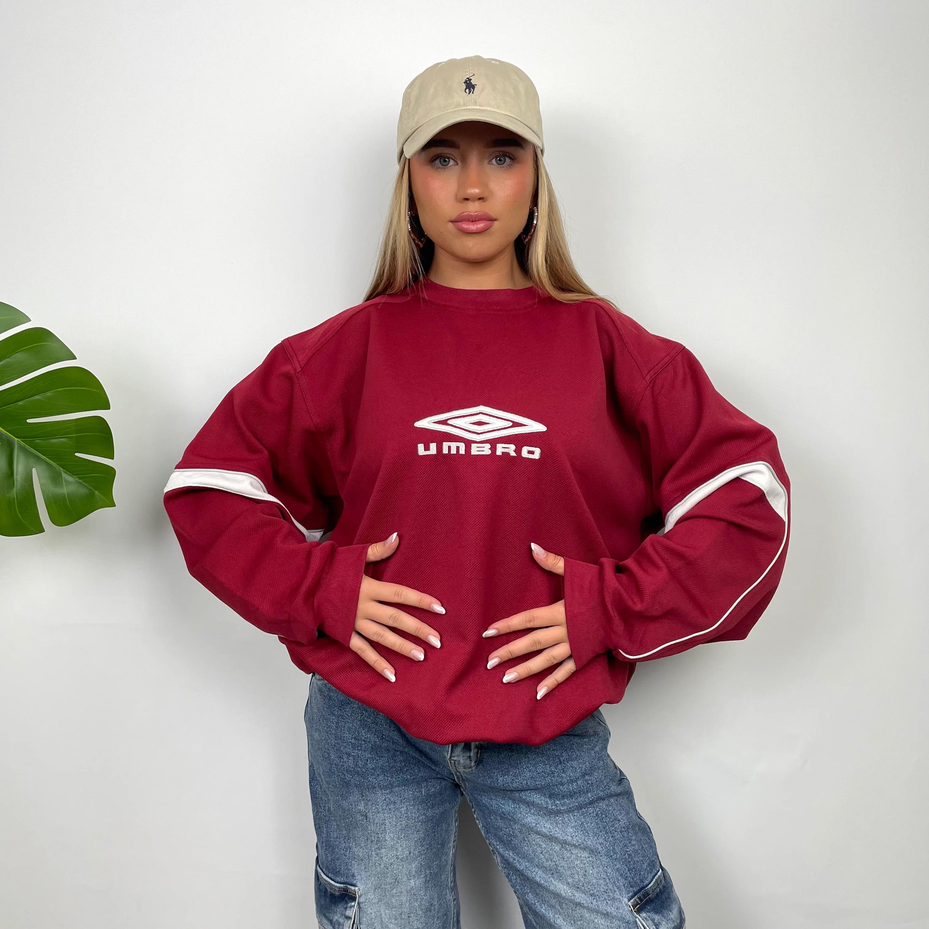 Umbro Red Embroidered Spell Out Sweatshirt (XL) - Image 2