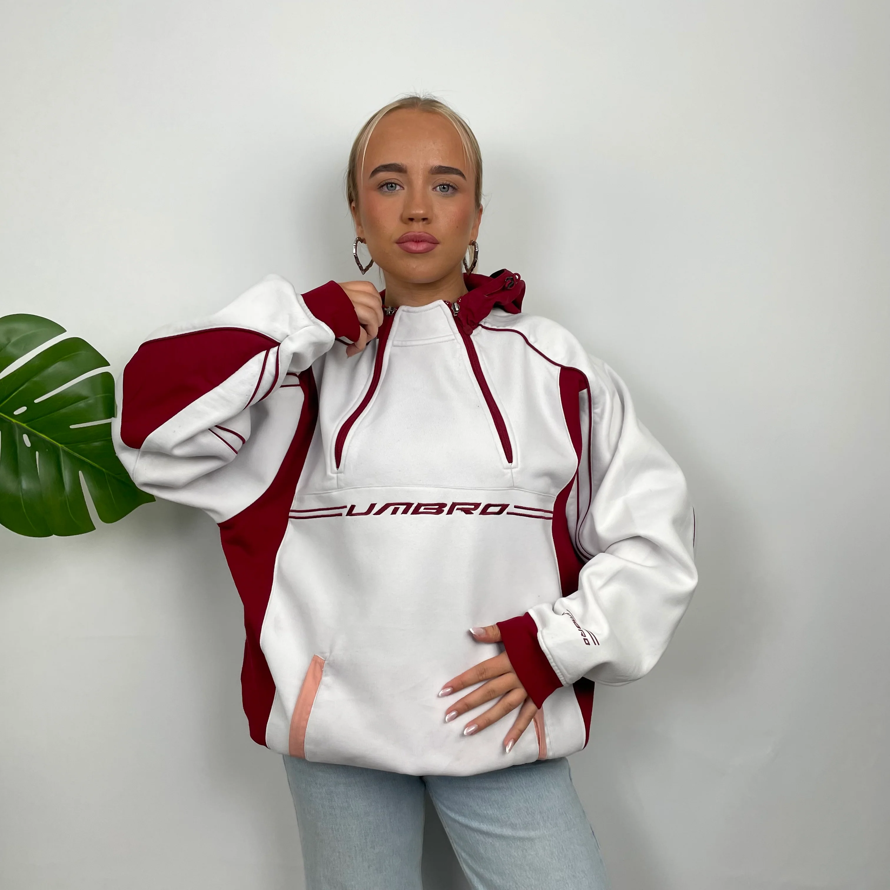 Umbro White Embroidered Spell Out Hoodie (XL) - Image 2