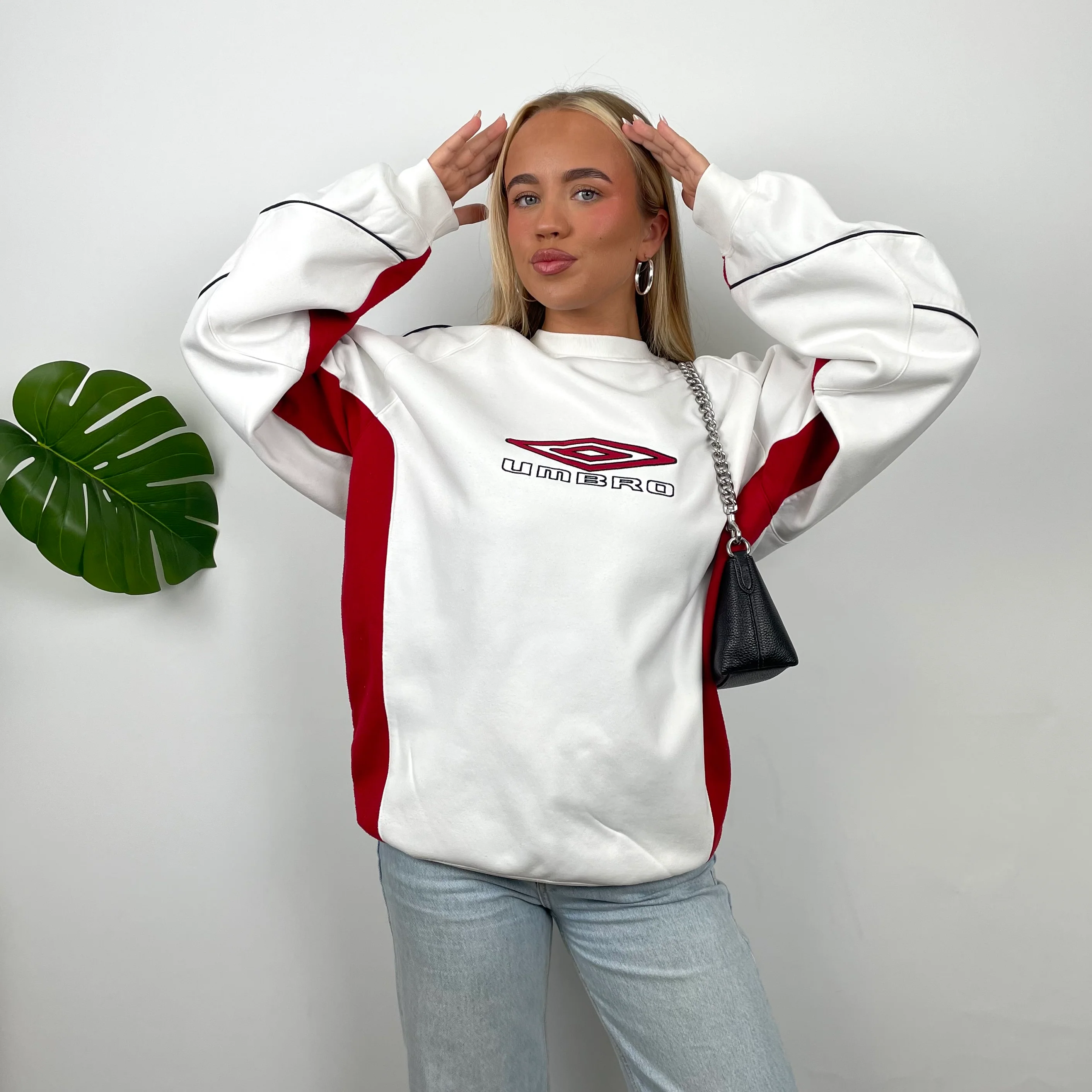 Umbro White Embroidered Spell Out Sweatshirt (XL) - Image 4